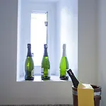 Stayingirona. Apartamento Cava