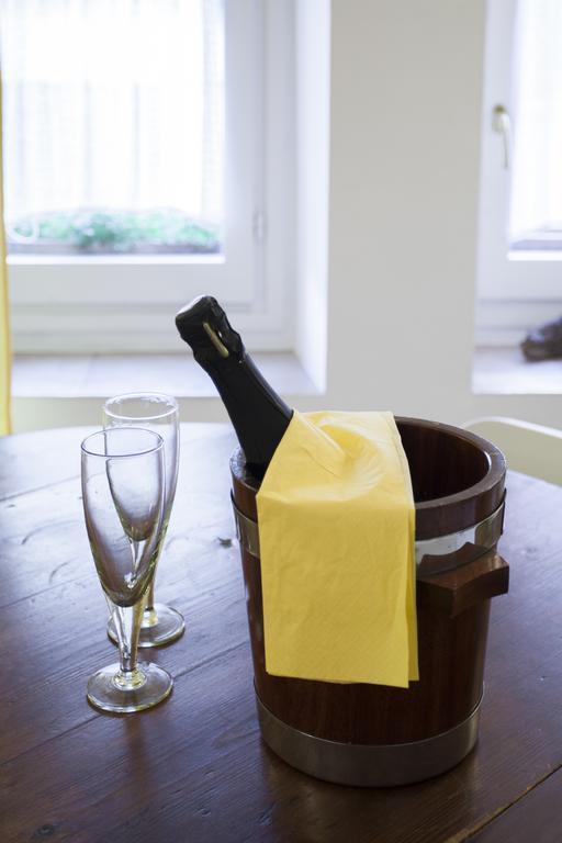 Stayingirona. Apartamento Cava * Gerona