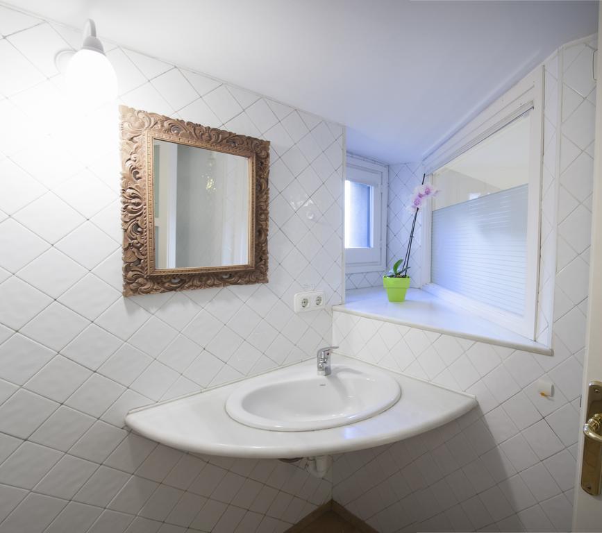 Stayingirona. Apartamento Cava